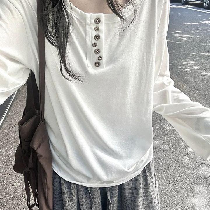 早秋韩系不规则扣子宽松长袖白色薄款防晒罩衫t恤女早秋慵懒上衣