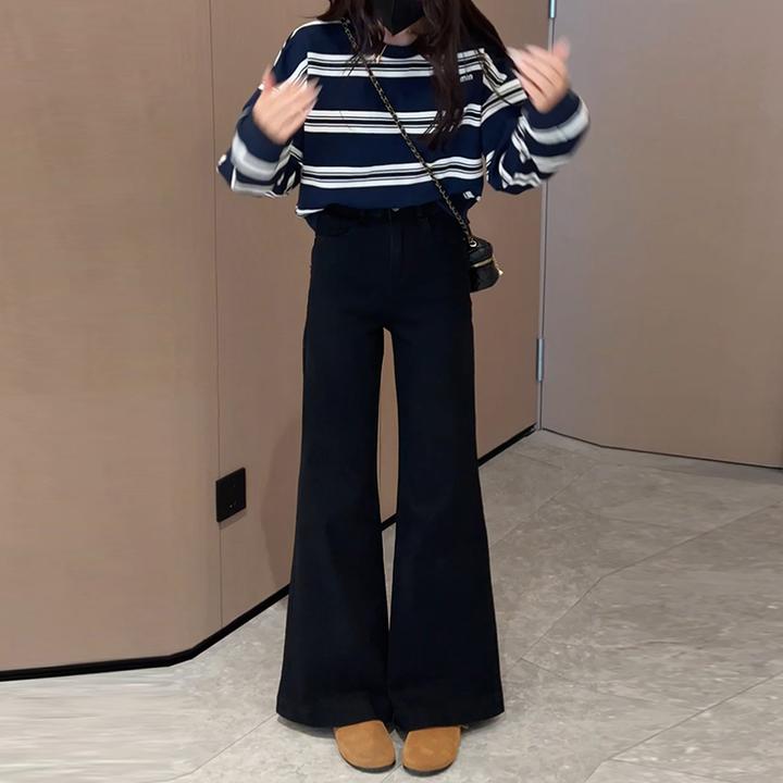 雪千羽黑色加绒不贴腿微喇牛仔裤女2025秋冬季显瘦垂感阔腿拖地裤