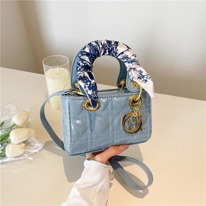 洋气小包包女2025新款横版菱格手提戴妃包时尚百搭单肩斜挎小方包