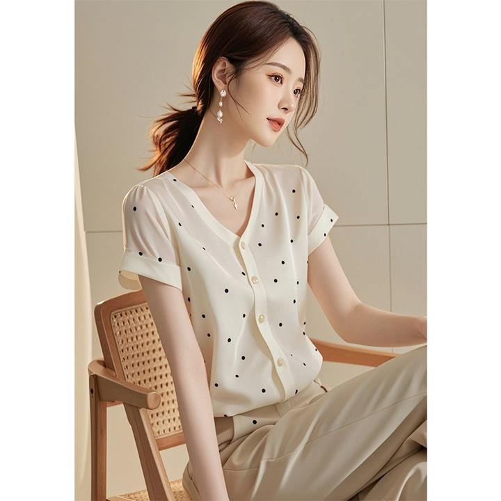 法式气质波点雪纺衬衫女夏季2025年新款显瘦遮肚绝美v领短袖衬衣