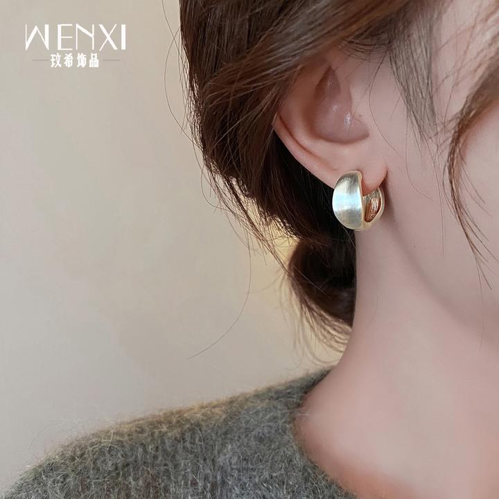 铜合金耳饰 银色拉丝耳环独特漂亮耳钉轻奢高级感小众巨好看耳饰