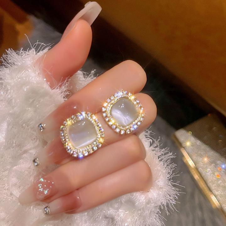 铜合金仿珍珠耳饰 铜合金亚克力耳饰 法式复古白月光仿猫  璀璨镶