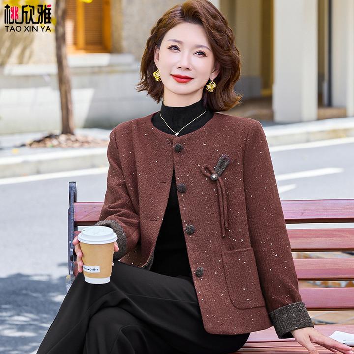 中年妈妈外套春秋2025新款中老年女秋装贵夫人上衣洋气风衣小个子