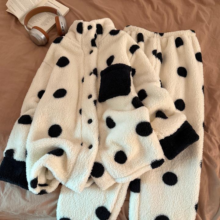 珊瑚绒睡衣女秋冬季大码加厚25新款可外穿天鹅绒大圆点套装家居服