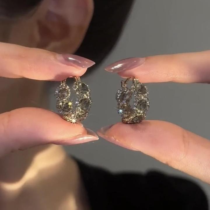 铜合金亚克力耳饰 复古轻奢黑钻耳扣热卖款百搭精致高级感耳饰