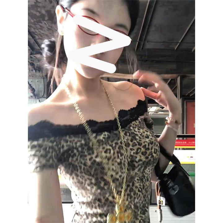 性感辣妹一字肩豹纹蕾丝短袖T恤女夏季小个子紧身甜辣短款小上衣