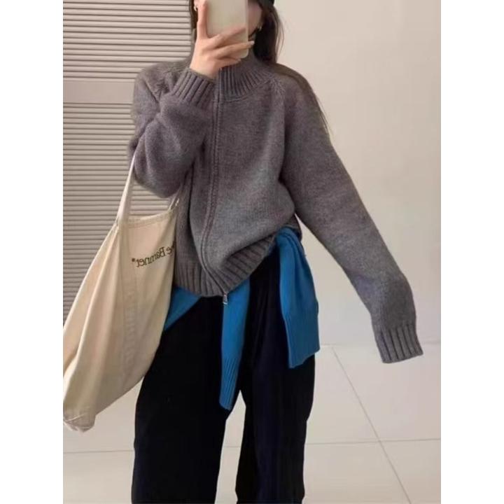 2025慵懒风毛衣外套女秋冬新款韩系简约宽松立领拉链针织开衫上衣