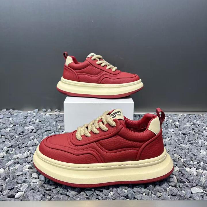 男鞋2025秋冬季厚底纯色百搭时尚休闲鞋低帮系带潮流圆头男生鞋子