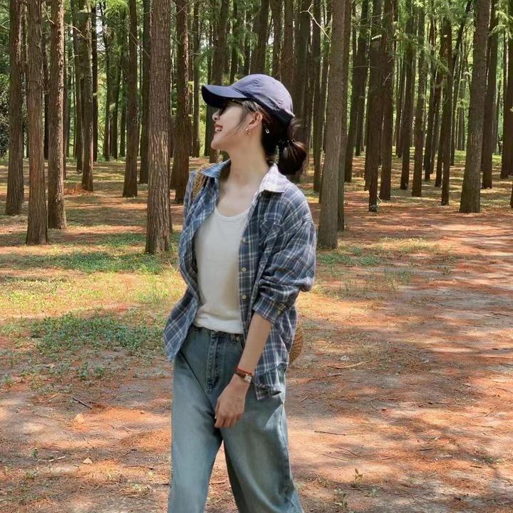 【云端松弛】韩版舒适松弛蓝色格子衬衫白色打底高腰蓝色牛仔裤套装