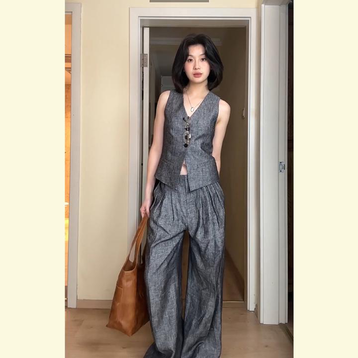 2025超火夏装一整套老钱风休闲高端灰色马甲阔腿裤亚麻棉麻套装女