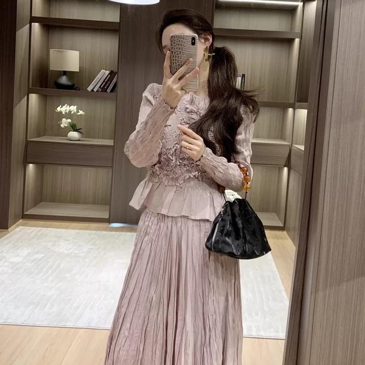 春新款优雅千金名媛感三宅风手工褶皱立体花小衫+a字半身裙套装