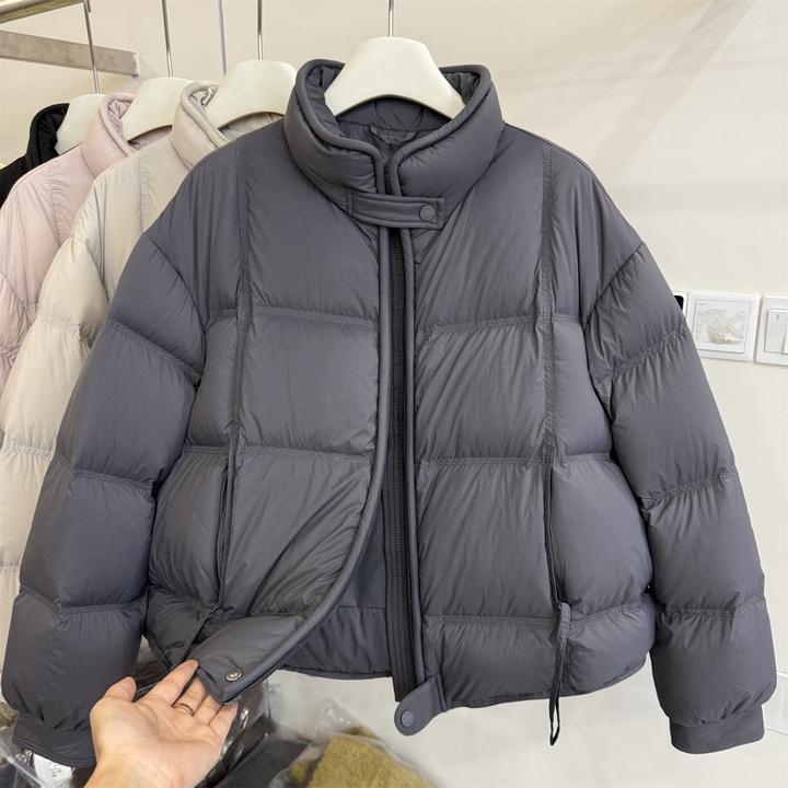 黑色立领短款羽绒服女冬季新款宽松休闲保暖面包服白鸭绒加厚外套