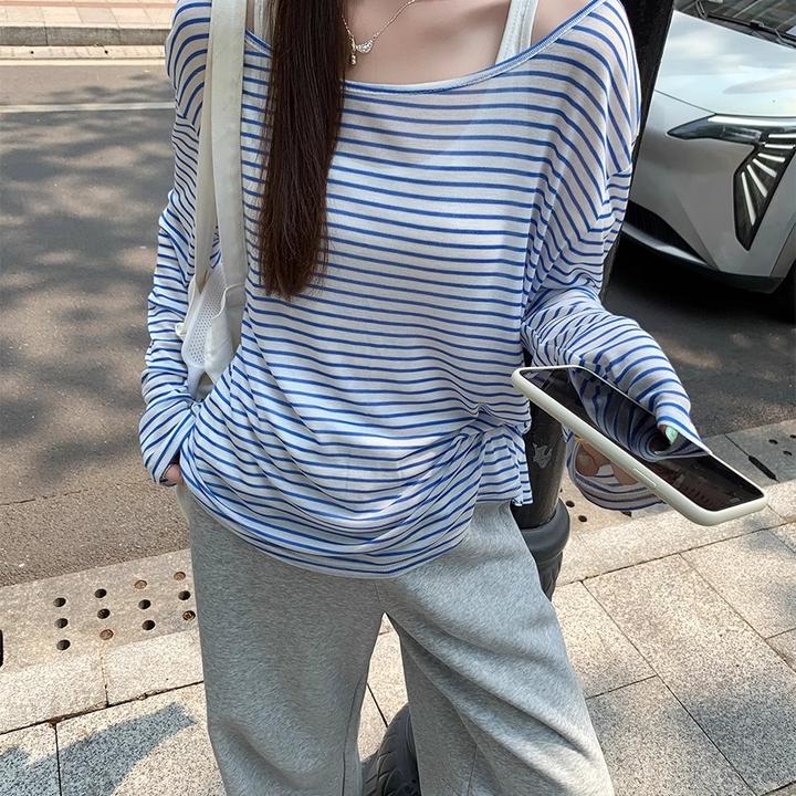 纯欲斜肩条纹撞色微透设计感防晒罩衫女2026夏季性感露肩辣妹上衣