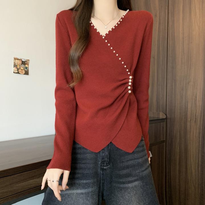 新年红色V领针织衫女士秋冬胖MM内搭不规则收腰珍珠扣打底衫上衣