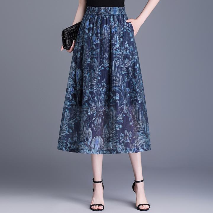 拉夏贝尔2025夏季爆款蓝色淡雅鸢尾印花半身裙女轻薄透气花苞裙子