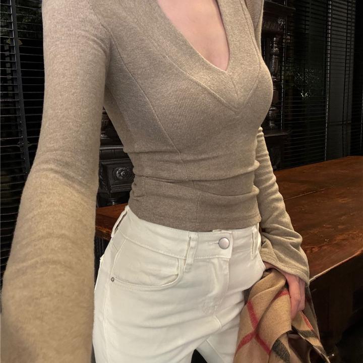 黑色性感v领长袖正肩针织衫女秋冬款修身内搭弹力显瘦打底衫上衣