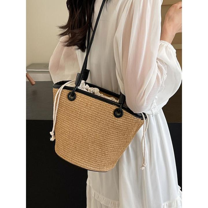 手拎编织包女夏季海边度假休闲草编包2024新款时尚简约百搭单肩包