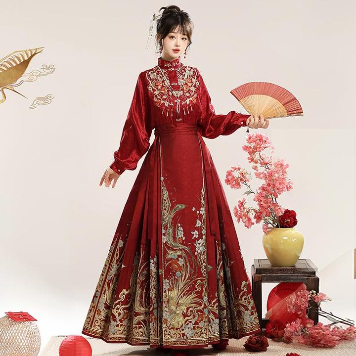 祥瑞汉服女新中式2025新款红色织金马面裙套装订婚新娘敬酒服婚服