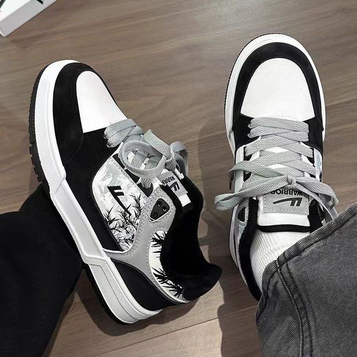 回力爆款加绒情侣款2025新款厚底板鞋女新款冬季轻便白色休闲鞋子