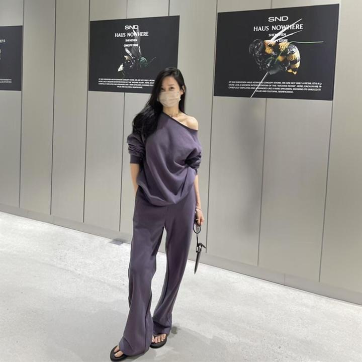 紫色运动套装女2025早春穿搭一整套斜肩一字领卫衣卫裤休闲两件套
