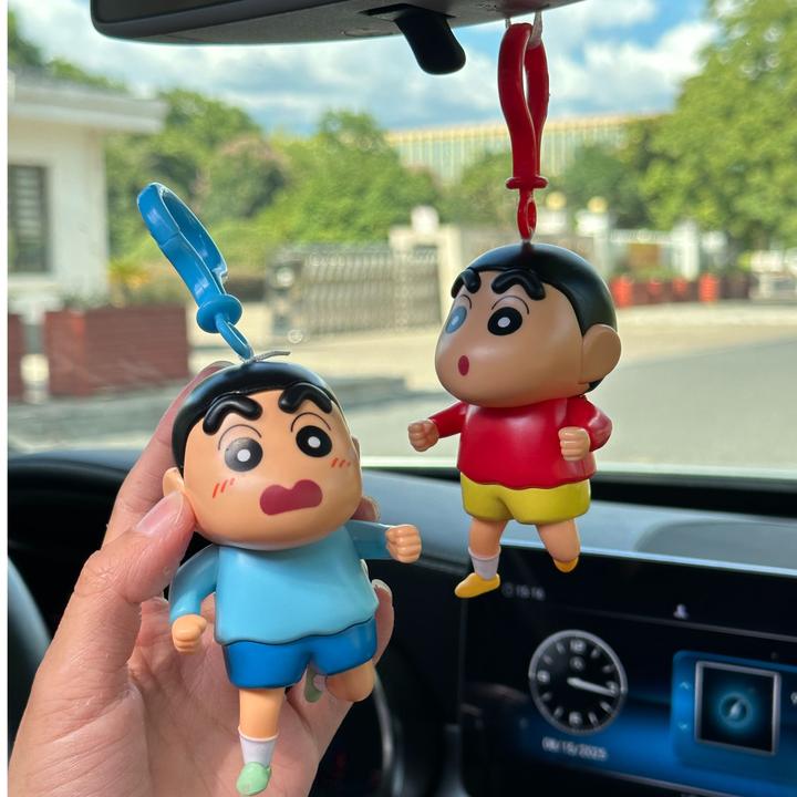 正版蜡笔小新会跑车载挂件汽车车挂解压钥匙扣包包挂饰潮玩有趣女
