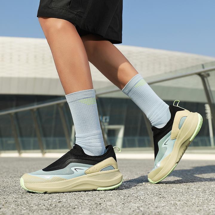 【乐行】贵人鸟秋季户外加厚防水一脚蹬百搭运动鞋休闲时尚跑鞋男鞋