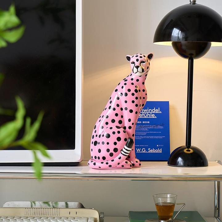 德式式轻奢粉红豹子摆件玄关客厅电视柜高级感装饰中古少女心家居