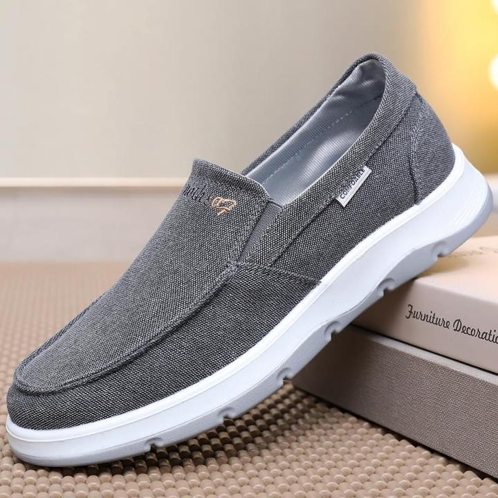 春季男鞋老北京布鞋男款休闲单鞋懒人透气一脚蹬中老年爸爸帆布鞋