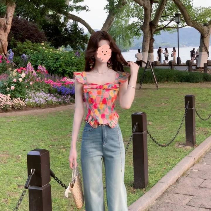 油画花色方领飞飞袖上衣女2025夏季新款度假风修身短款衬衫设计感