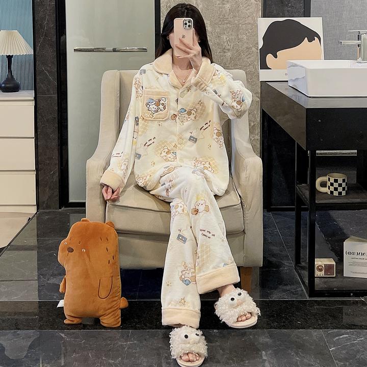 2025新款珊瑚绒睡衣女秋冬季大码加厚保暖法兰绒小斑狗套装家居服