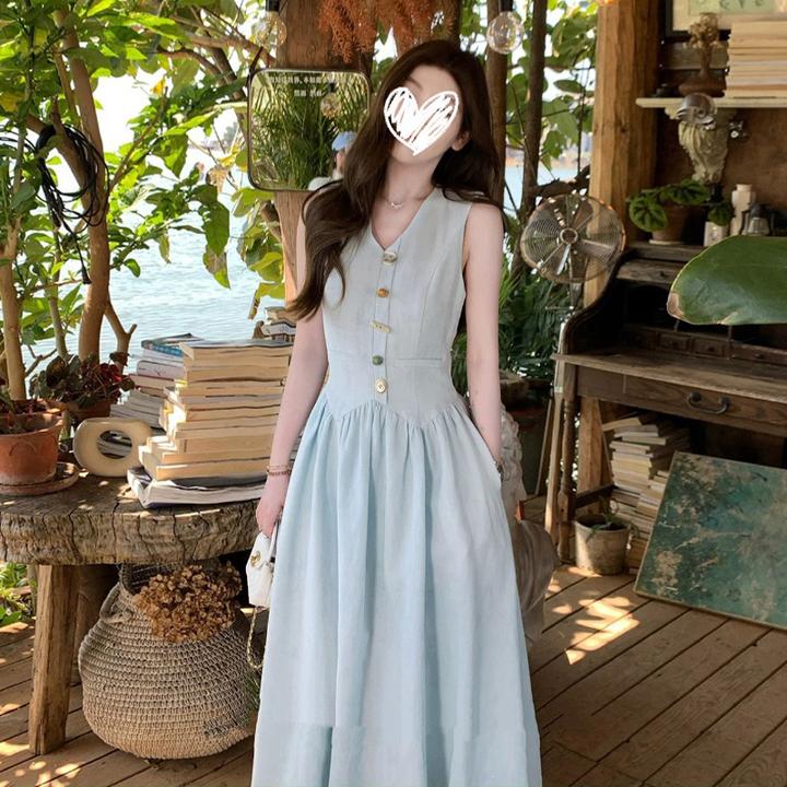 2977蓝色v领收腰连衣裙子女2025夏季新款无袖海边度假风背心长裙
