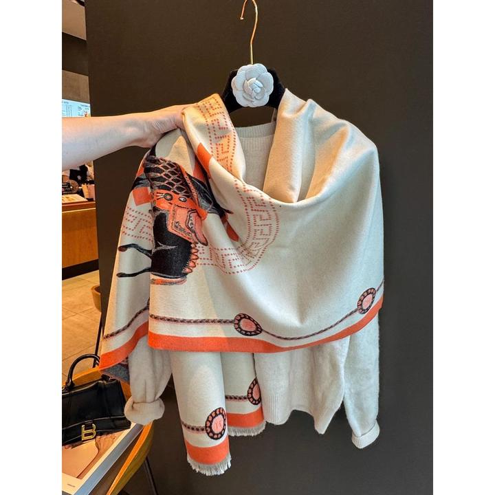 culv2025新款时尚优雅高级战马双面围巾女秋外搭披肩百搭保暖围脖