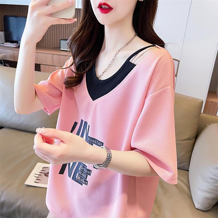 假两件华夫格t恤女短袖夏2025新款韩版宽松大码百搭小心机v领上衣