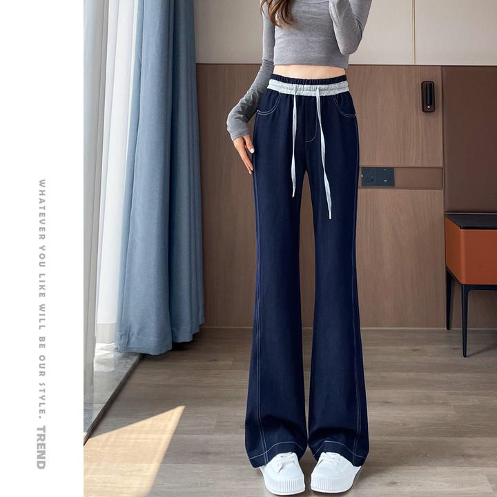 丹宁蓝微喇牛仔裤女2025春秋新款高腰修身显瘦垂感松紧腰喇叭裤子