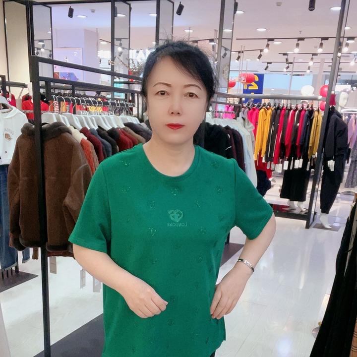 时尚圆领提花短袖T恤女潮流时尚百搭