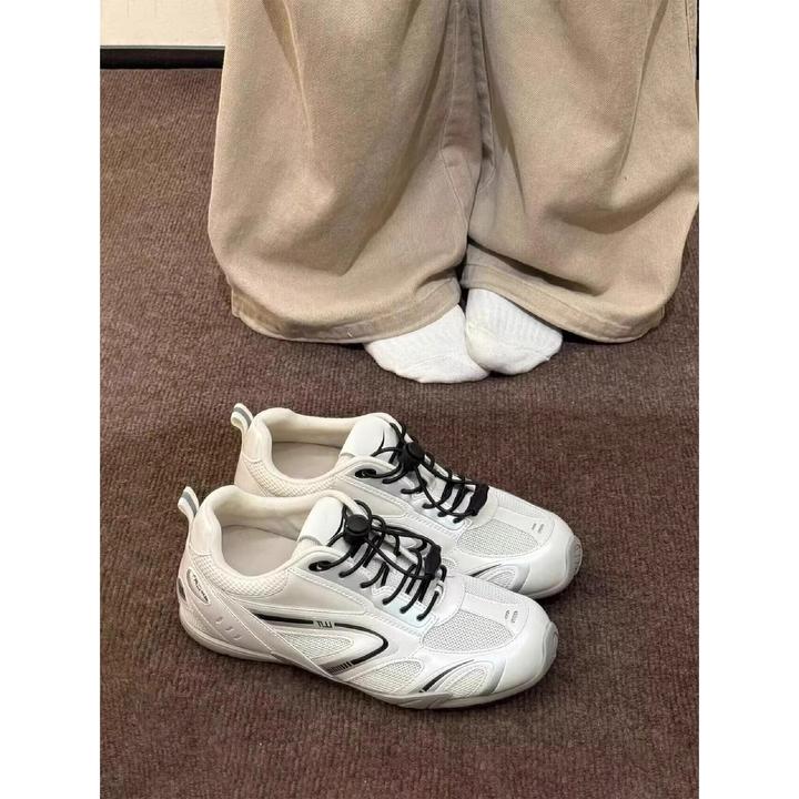 户外小众赛车鞋内增高德训鞋女2025年新款网面透气慢跑休闲运动鞋