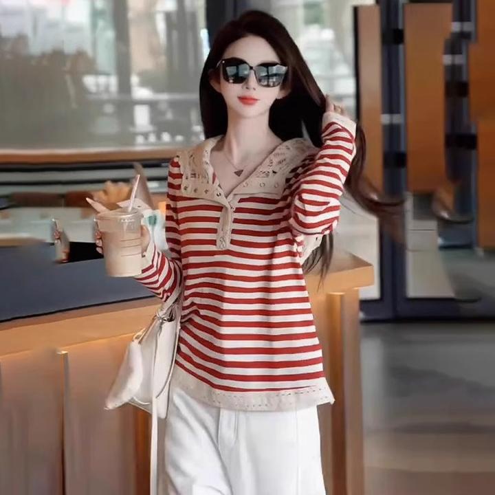 红色条纹蕾丝帽衫拼接t恤女2025年夏季新款时尚休闲百搭长袖上衣