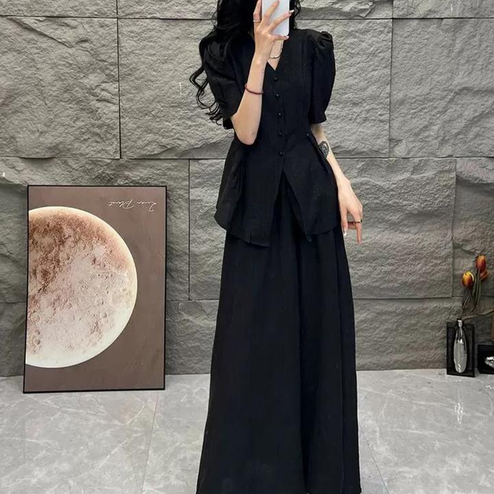 胖mm200斤大码法式高级感V领宽松短袖上衣女半身裙夏季显瘦两件套