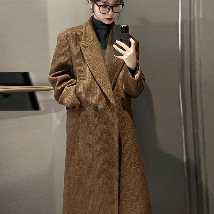 2025冬季人字纹外套女时髦洋气加厚设计感呢子大衣