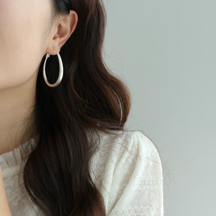 因缺斯汀饰品 铜合金耳饰 【鹅蛋圈圈】极简主义银色椭圆耳环个性