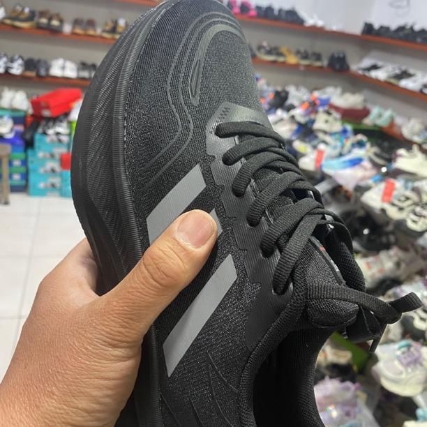 男款夏季全黑透网软底高弹鞋