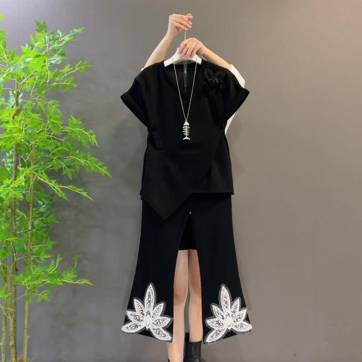 v领拼接立体花朵装饰不规则时尚百搭上衣+弹力腰裤子两件套