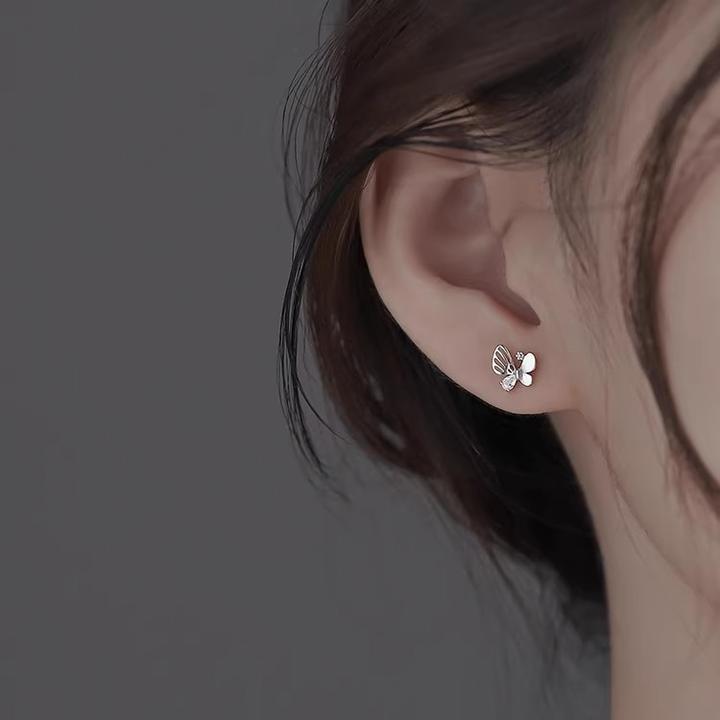 蝴蝶耳钉女2025新款小众设计感潮森系清新轻奢精美时尚个性