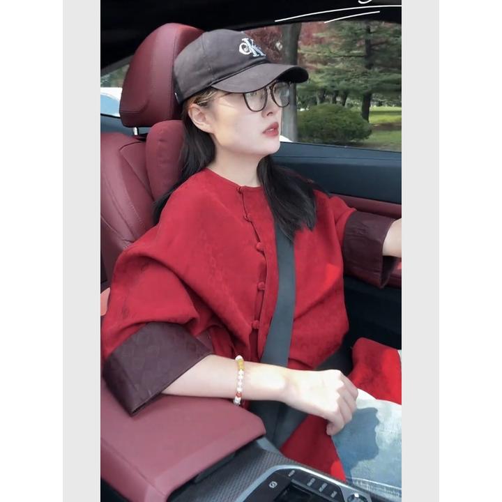 新中式红色上衣国风女装2025新款超火减龄洋气独特超好看唐装小衫