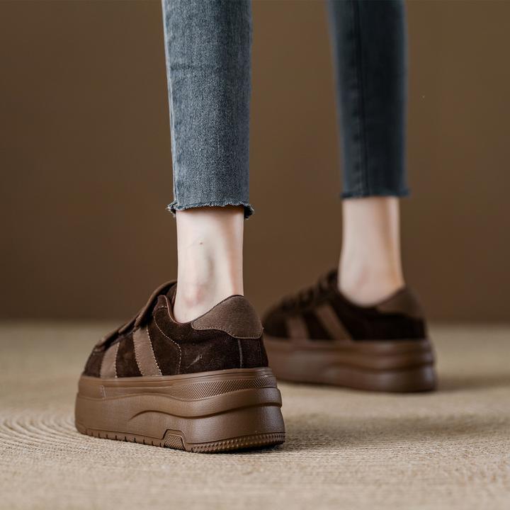 欧货磨砂皮厚底贝壳头大头面包女鞋2025秋新款松糕厚底魔术贴板鞋