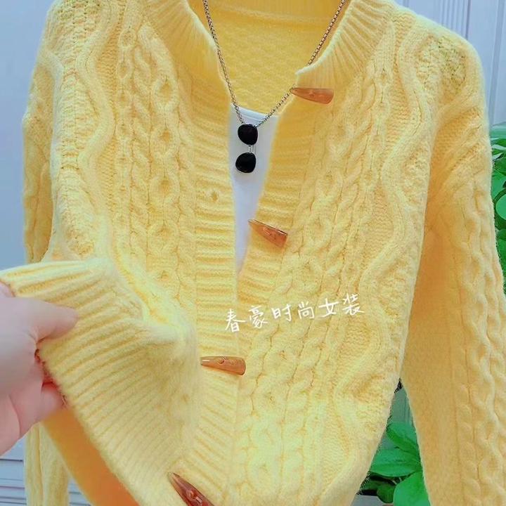 早秋慵懒麻花牛角扣毛衣开衫秋冬新款圆领宽松甜美时尚针织外套