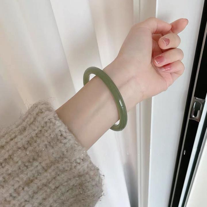 和田玉手镯女款冰底青细圆条少女年轻款美人条青海料晴水碧玉镯子