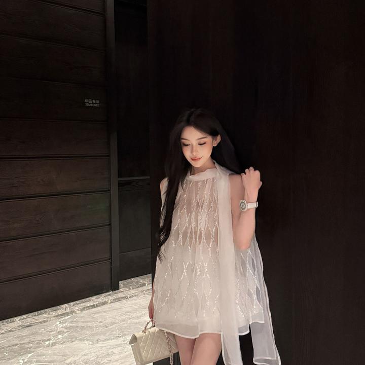 【冰岛慕斯】夏季别致设计感重工飘带轻奢法式短款无袖上衣