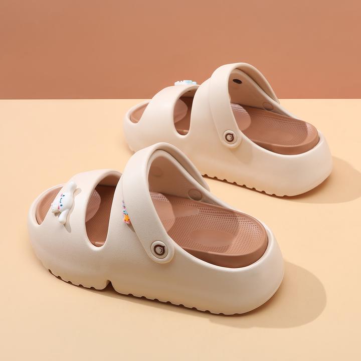 凉鞋女款夏季外穿2025新款厚底防滑网红超火两穿踩屎感沙滩凉拖鞋