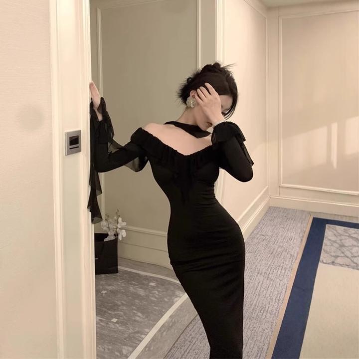 2024新款法式赫本风黑色一字肩连衣裙女春秋高级性感包臀长裙礼服